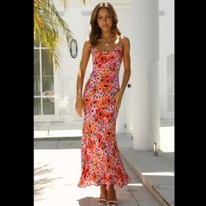 Hello Molly Blooming Light MIDI Dress size small